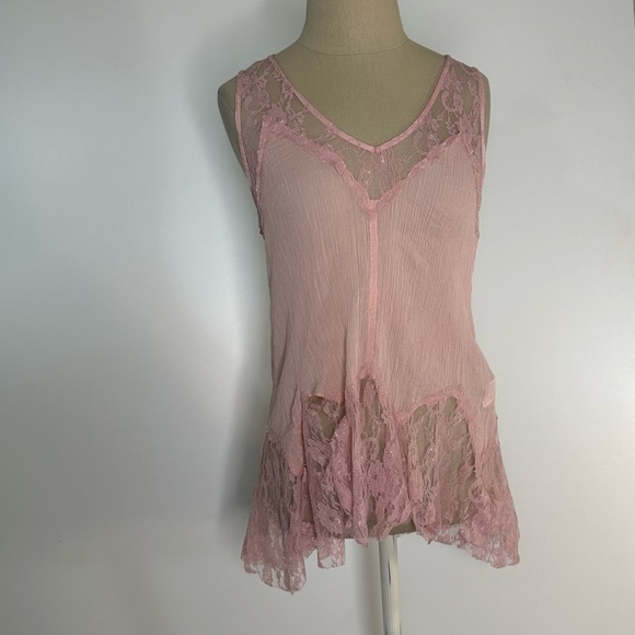 Forever21 pink sheer lace top L - Picture 1 of 16